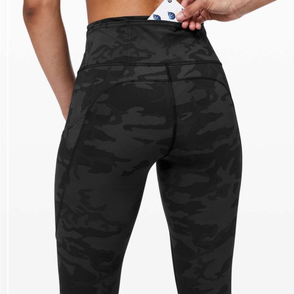 Lululemon Fast and Free Crop II 19" *Nulux
Incognito Camo Multi Grey Size 6 - Picture 4 of 8